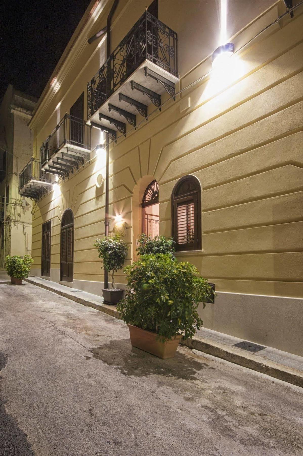 Aparthotel Residenza Le Zagare à Castellammare del Golfo Extérieur photo